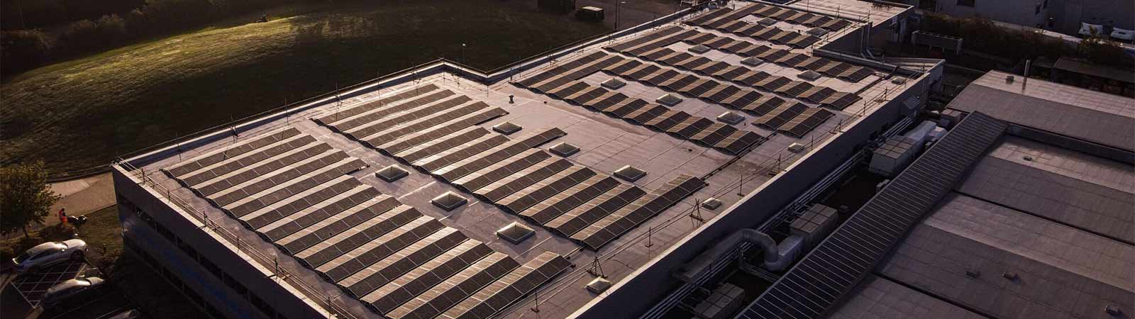 Image of the solar panel roof at Trumpf Laser